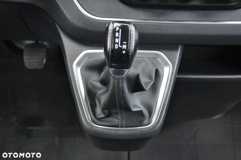 Renault Trafic - 30