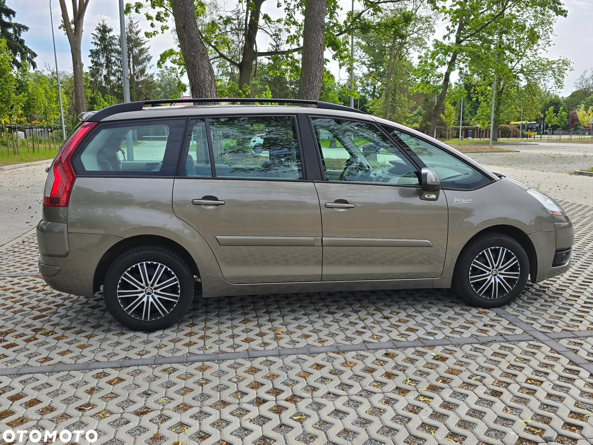 Citroën C4 Picasso - 16