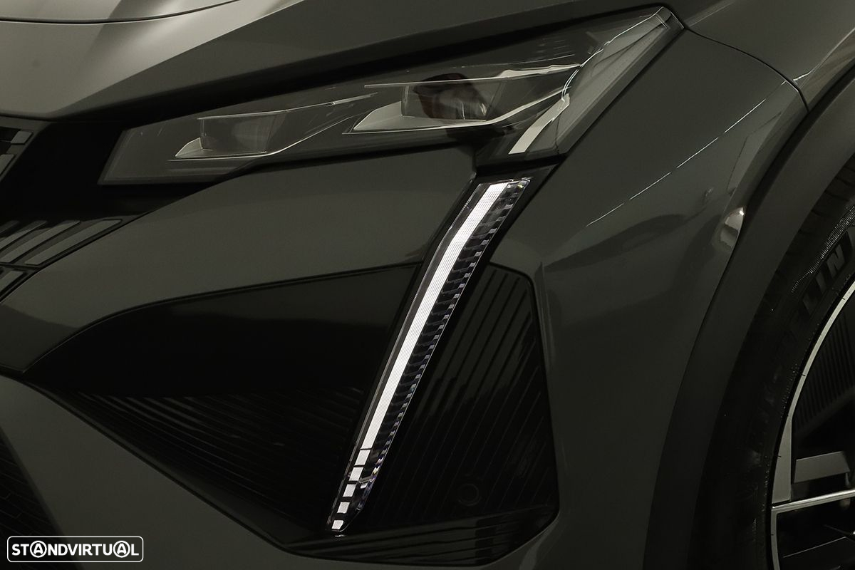 Peugeot 408 1.2 PureTech GT EAT8 - 6