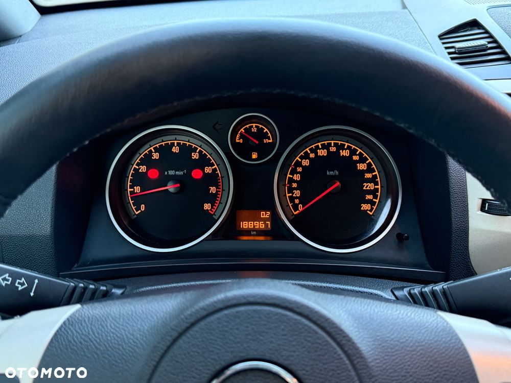 Opel Zafira 1.6 Enjoy - 18