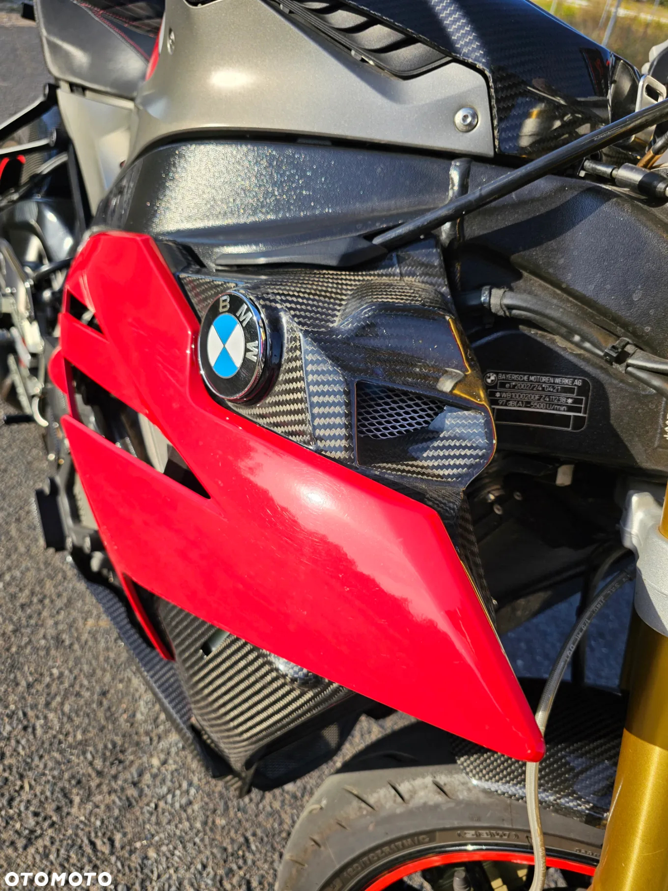 BMW S - 6