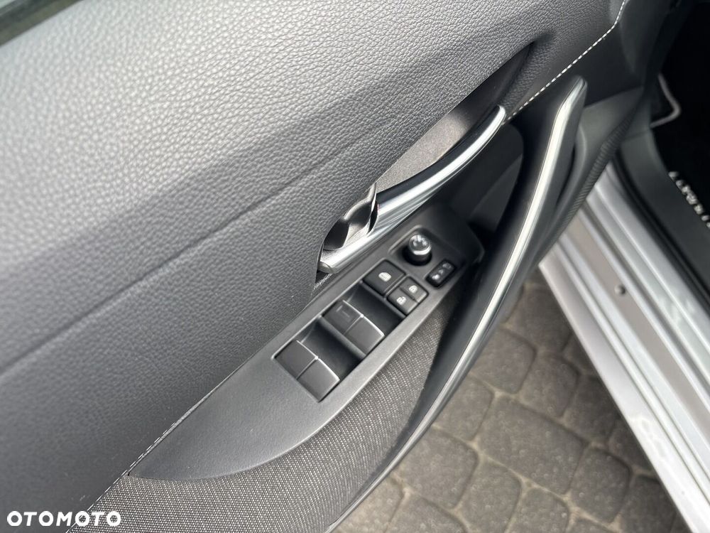 Toyota Corolla 1.8 Hybrid Comfort - 12
