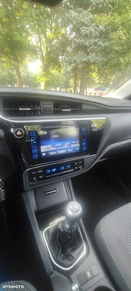 Toyota Corolla 1.6 Comfort - 20