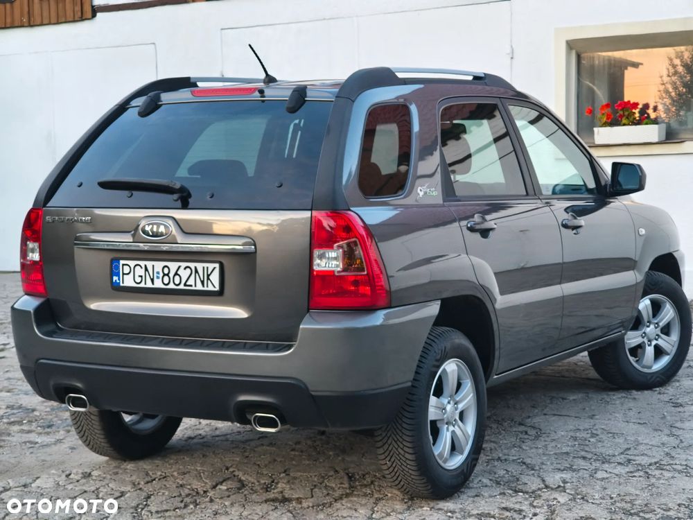 Kia Sportage 2.0 2WD Cup - 33