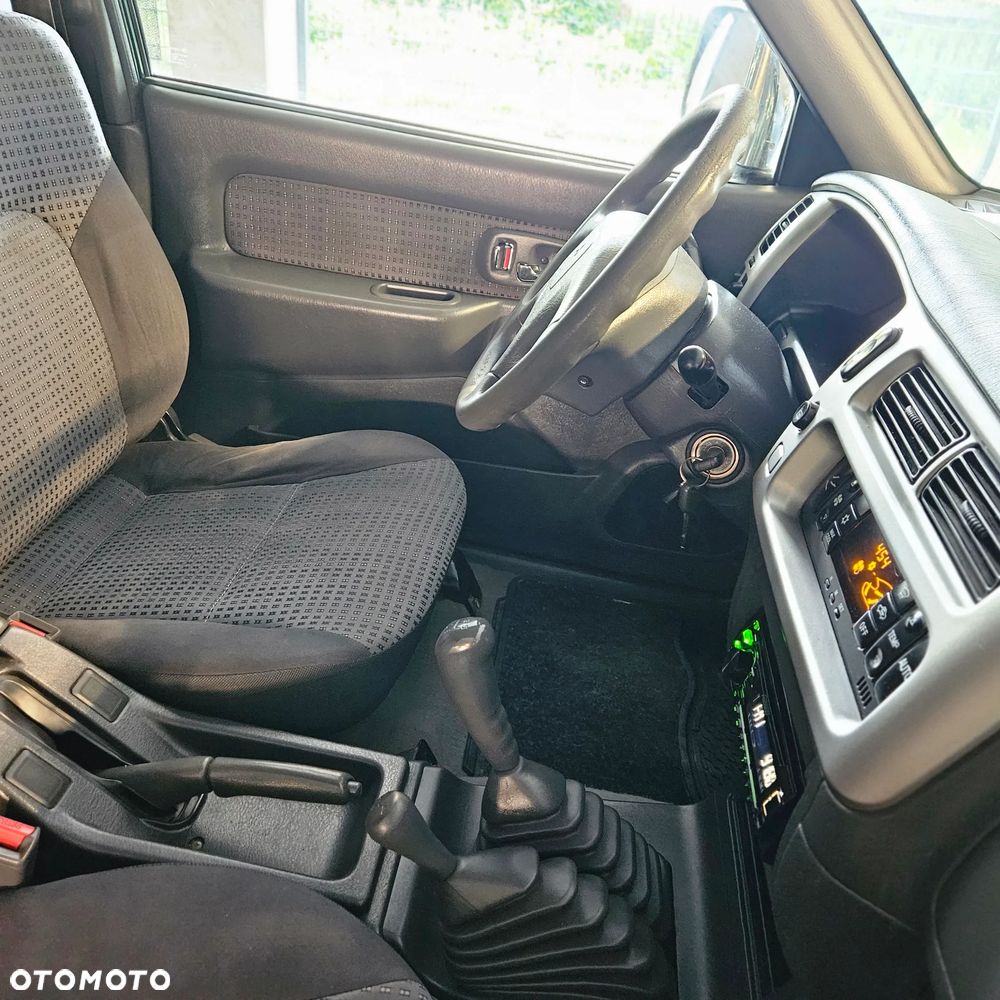 Mitsubishi L200 Pick Up 4x4 Intense Club Cab - 15
