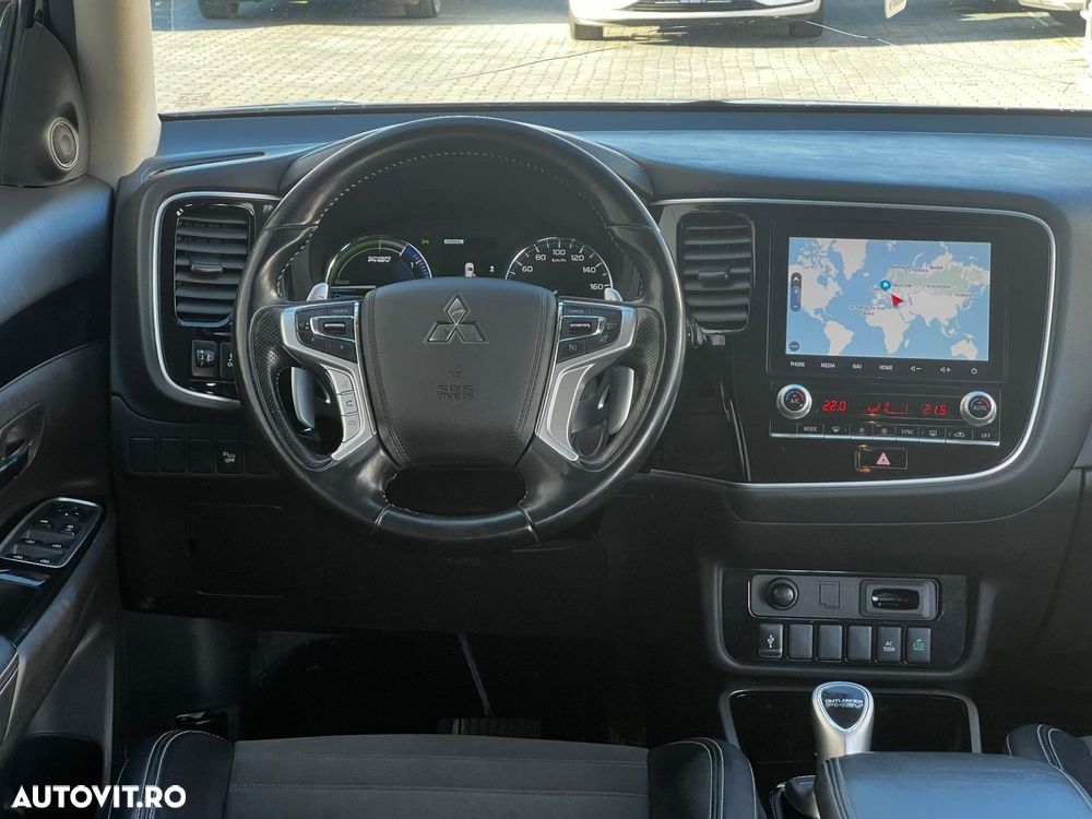 MITSUBISHI Outlander 2019 — imagine 9