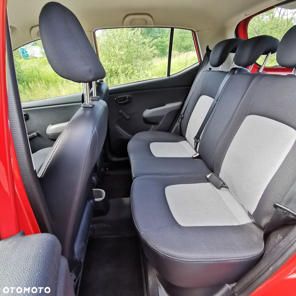 Hyundai i10 1.1 Base - 7