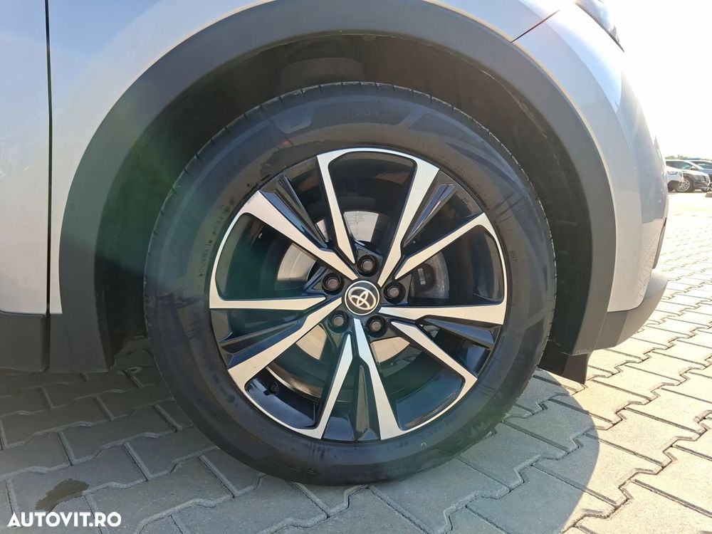 Toyota C-HR - 19