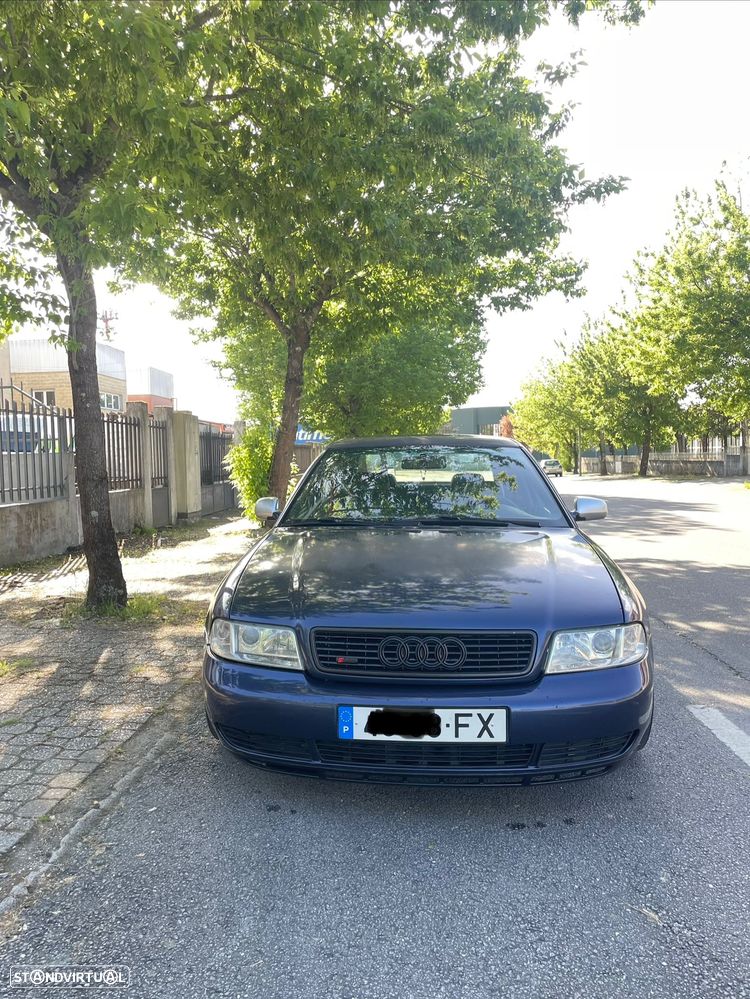Audi A4 1.9 TDI Plus - 1