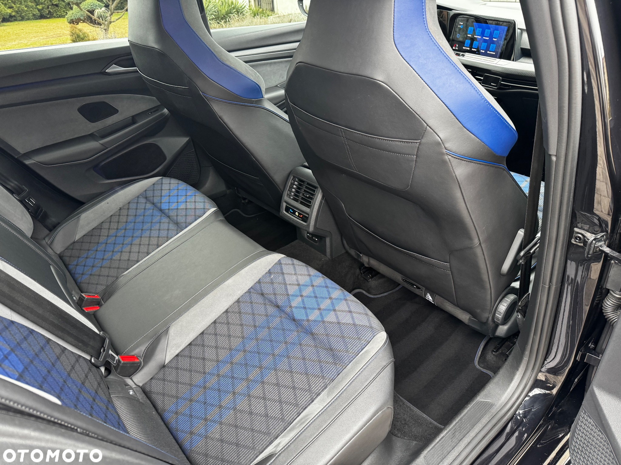 Volkswagen Golf - 20