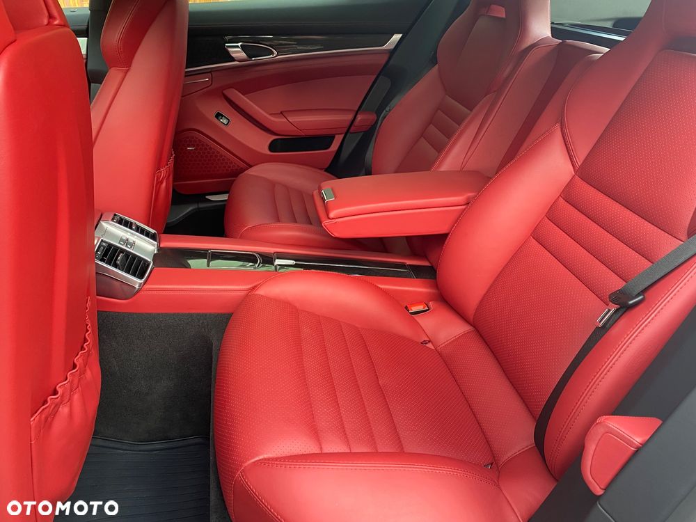 Porsche Panamera - 10