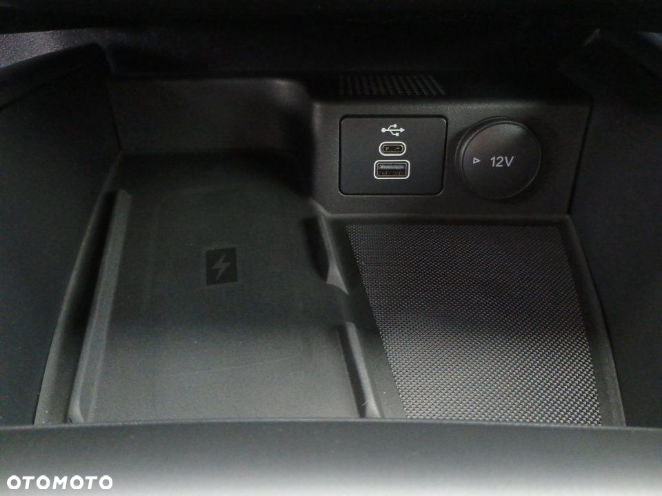 Ford Kuga - 16