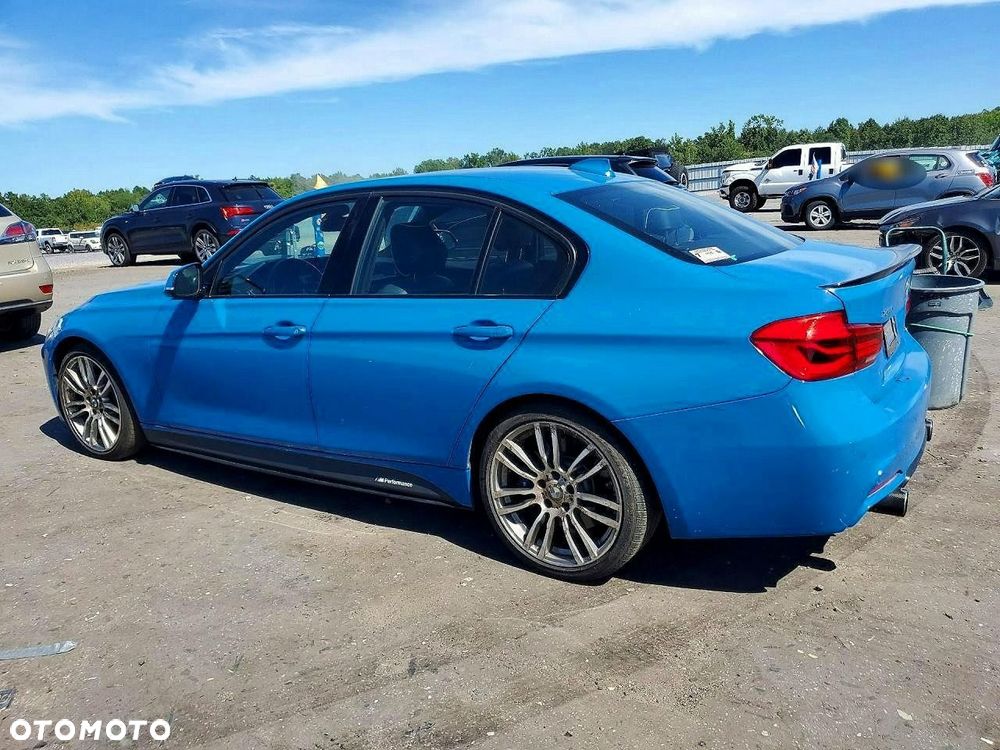 BMW Seria 3 340i xDrive M Sport - 5