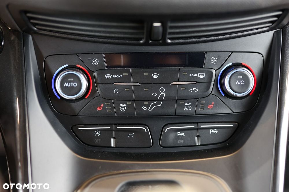 Ford Kuga - 14