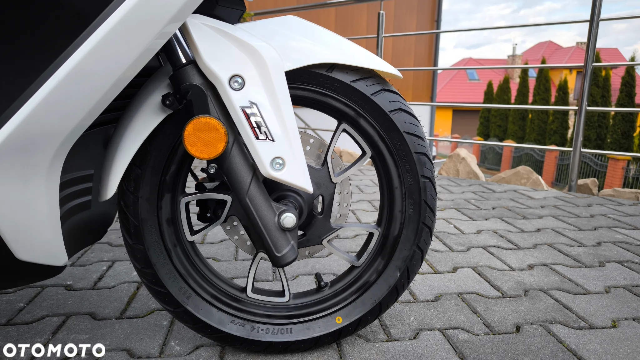 VOGE SR1 - 26