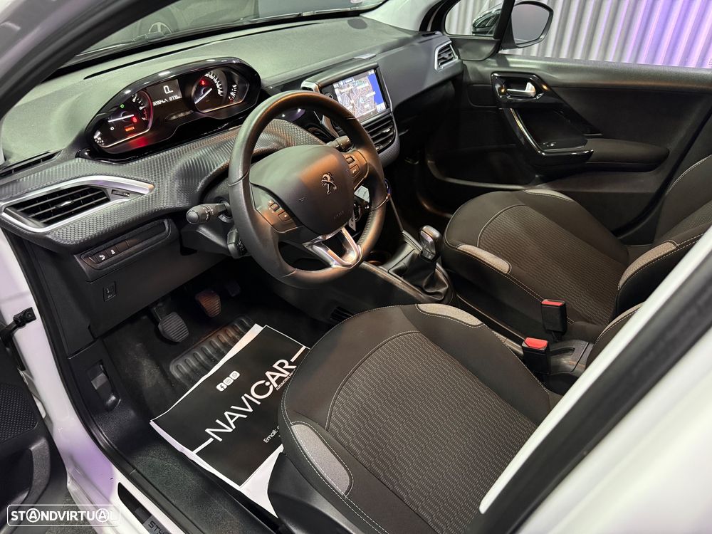 Peugeot 208 PureTech 82 Start & Stop Style - 10