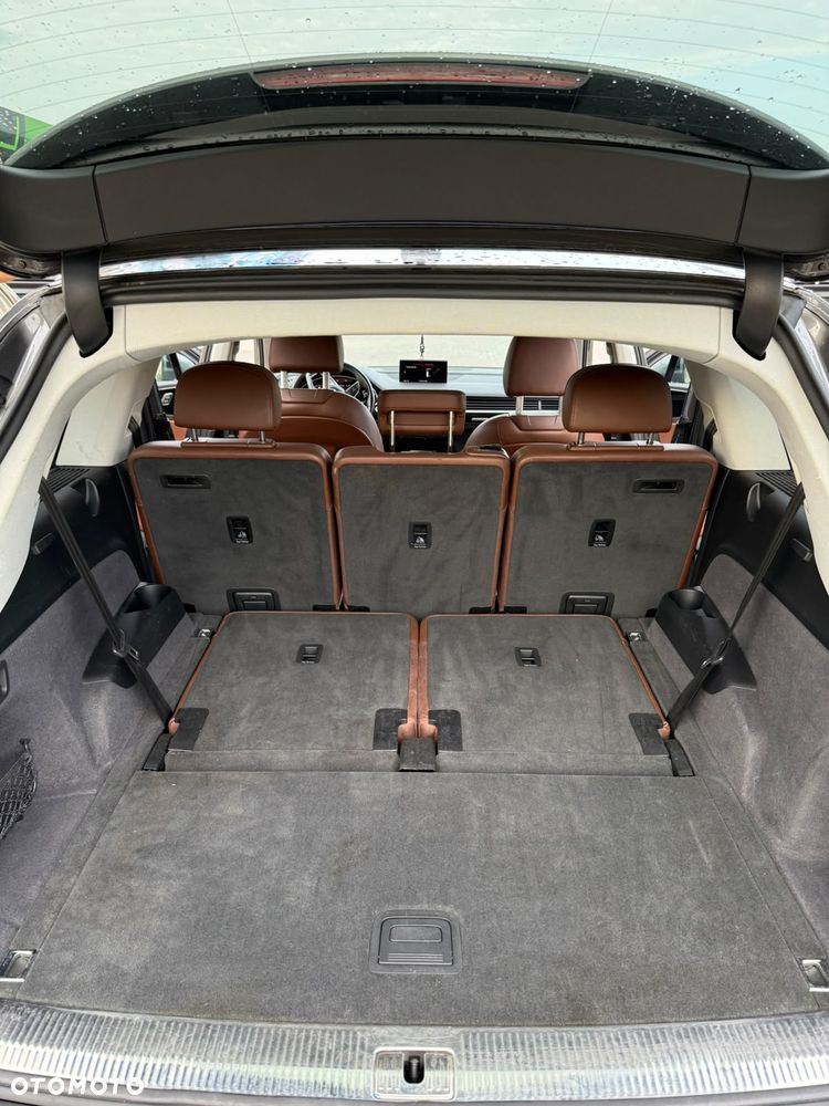 Audi Q7 - 9