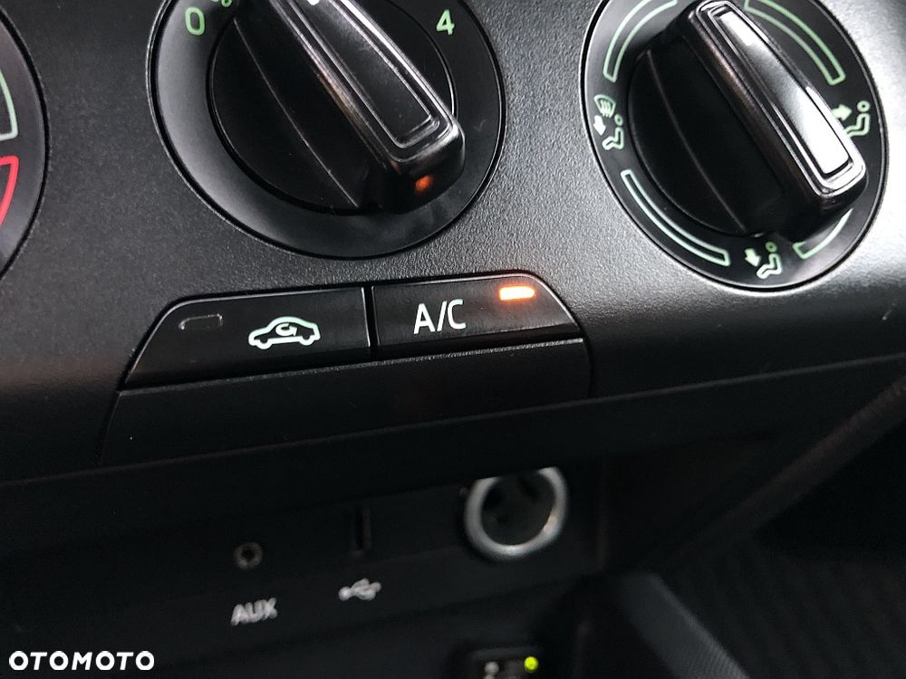 Skoda Fabia 1.0 Ambition - 17