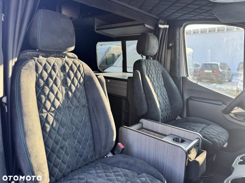 Mercedes-Benz Sprinter - 10