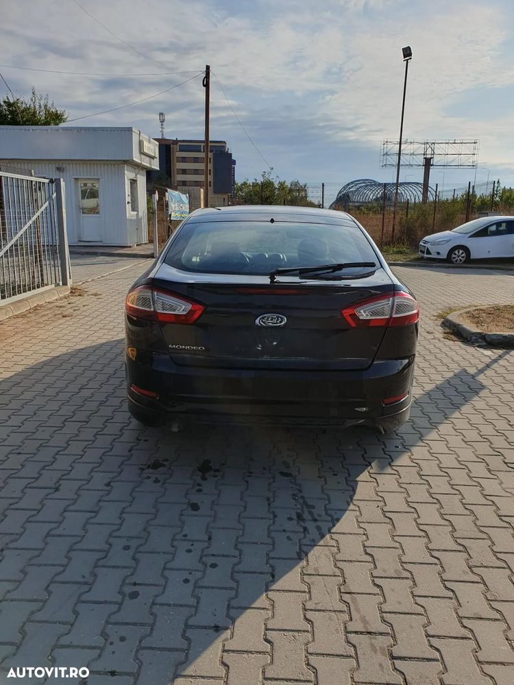 Ford Mondeo 2.0 TDCi Business Class - 5