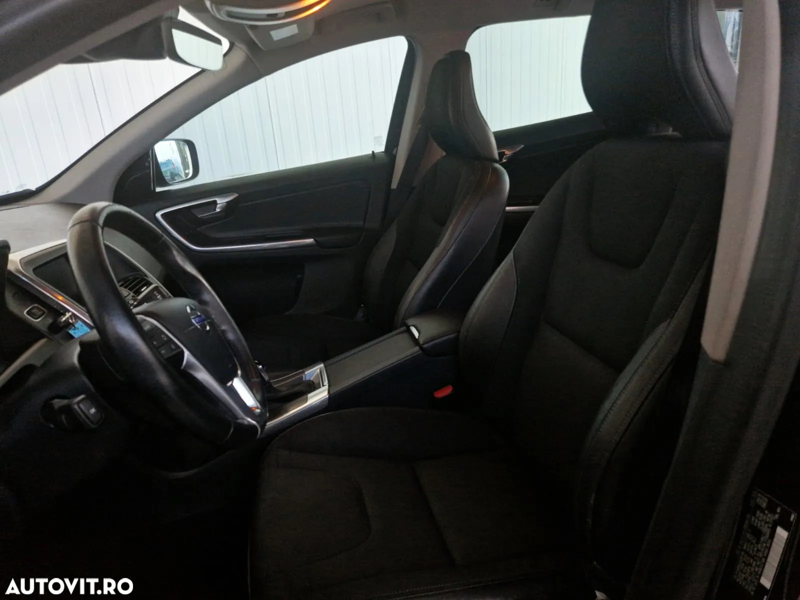 Volvo XC 60 - 11