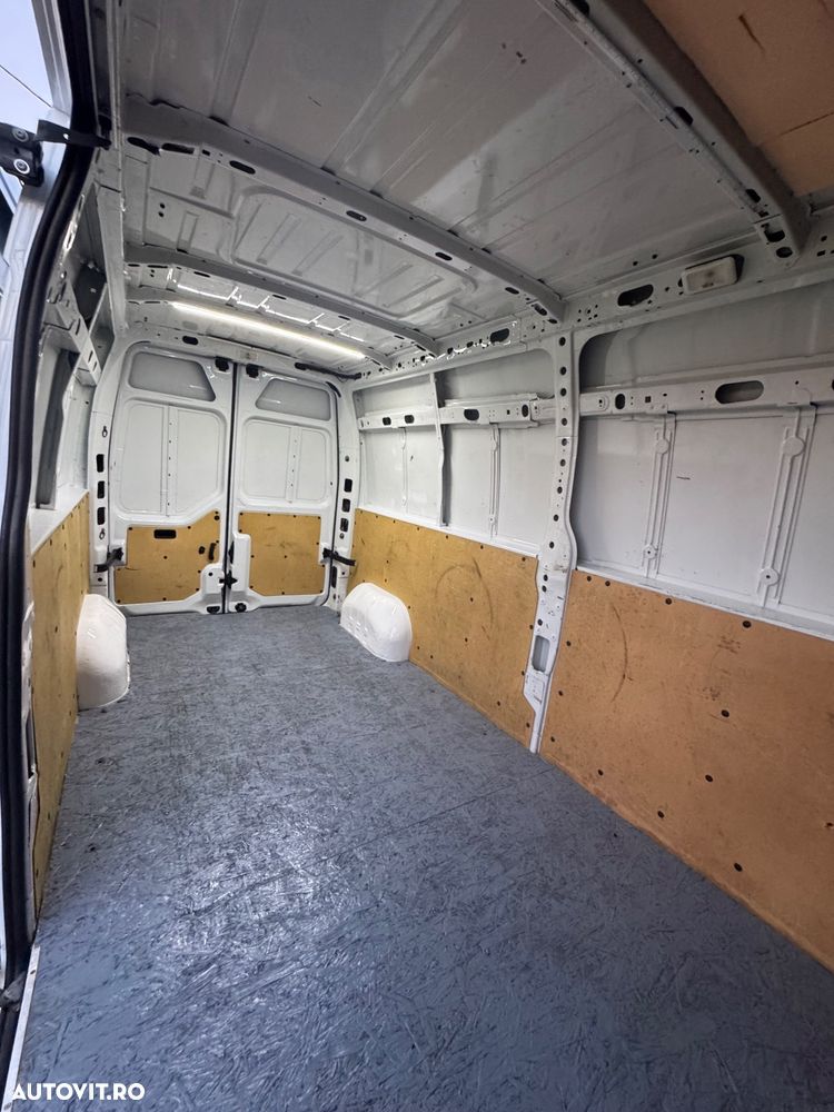 Renault Master 2018-12 - 20