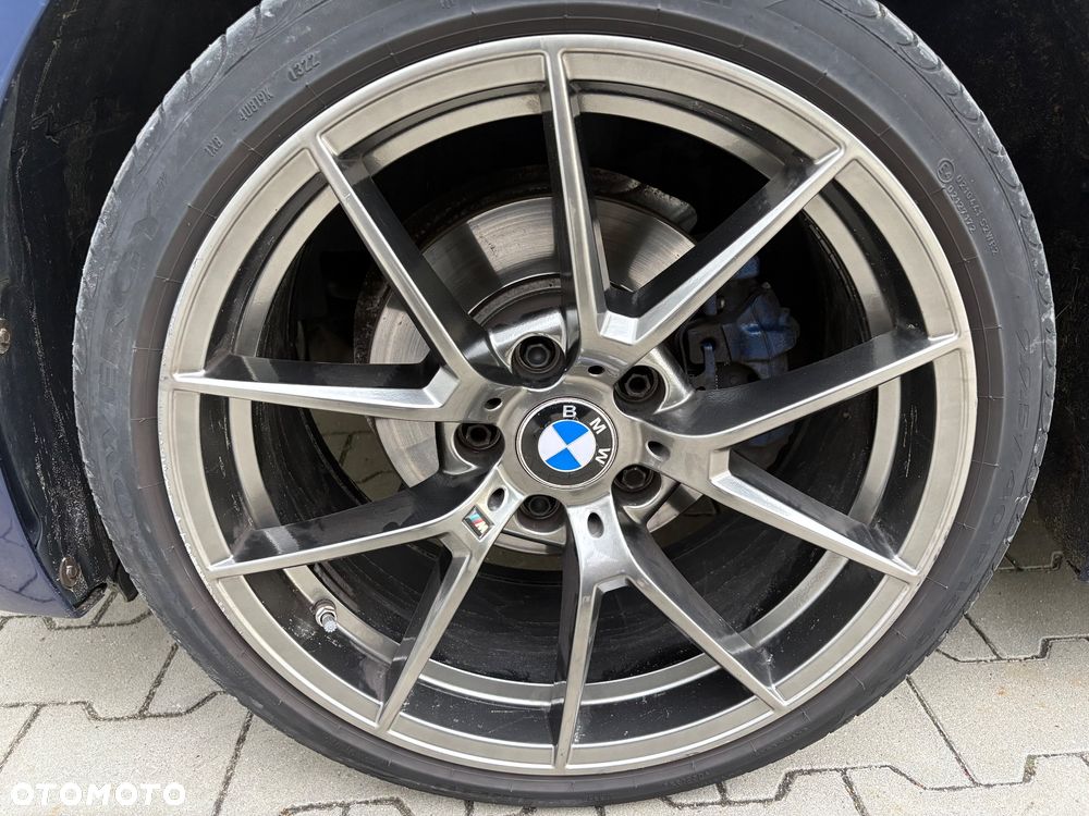 BMW Seria 3 318d Sport Line Shadow - 39