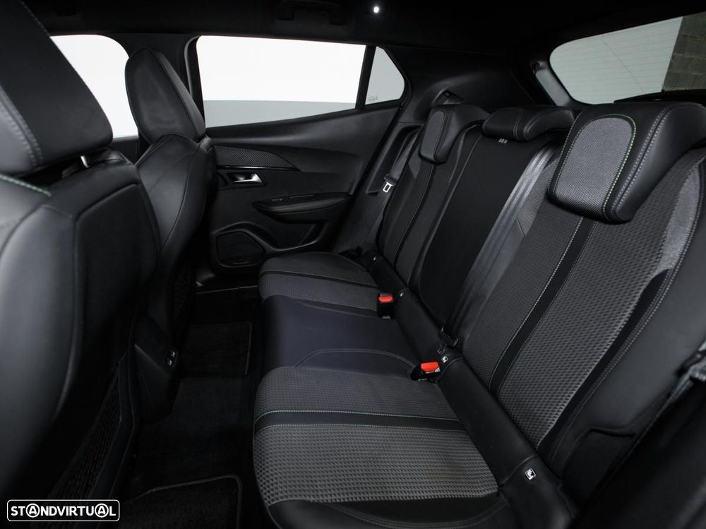 Peugeot 2008 1.5 BlueHDi GT Line EAT8 - 10