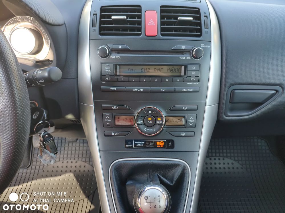 Toyota Auris 1.6 Life+ - 34