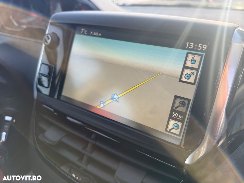 Peugeot 208 1.4 HDi FAP Active - 8