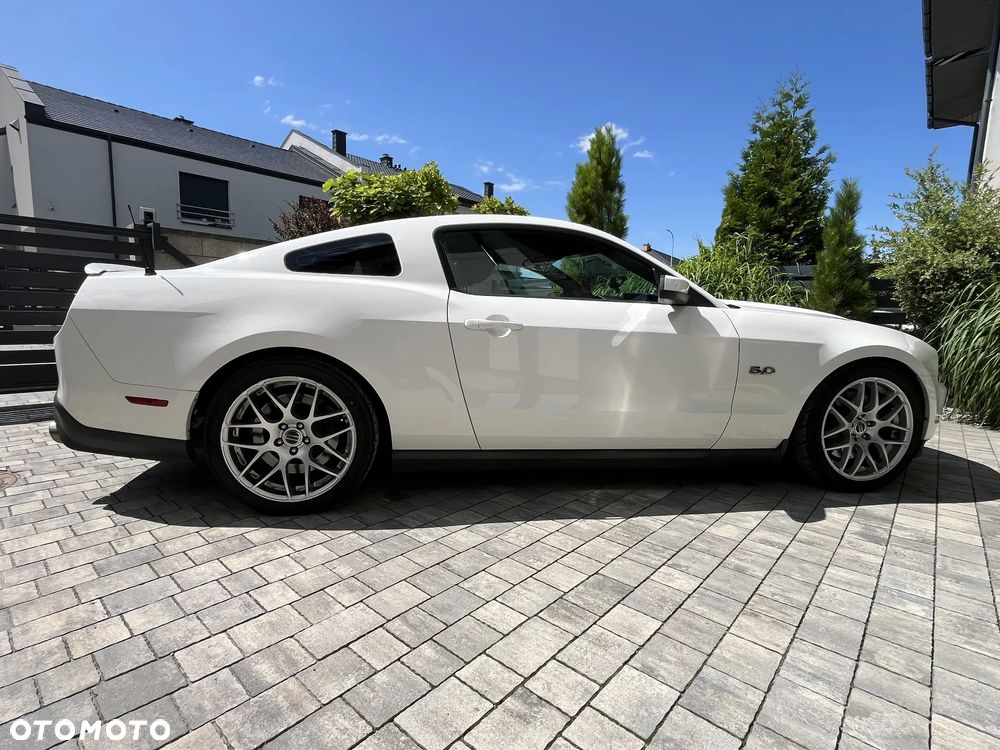 Ford Mustang 5.0 V8 GT - 14