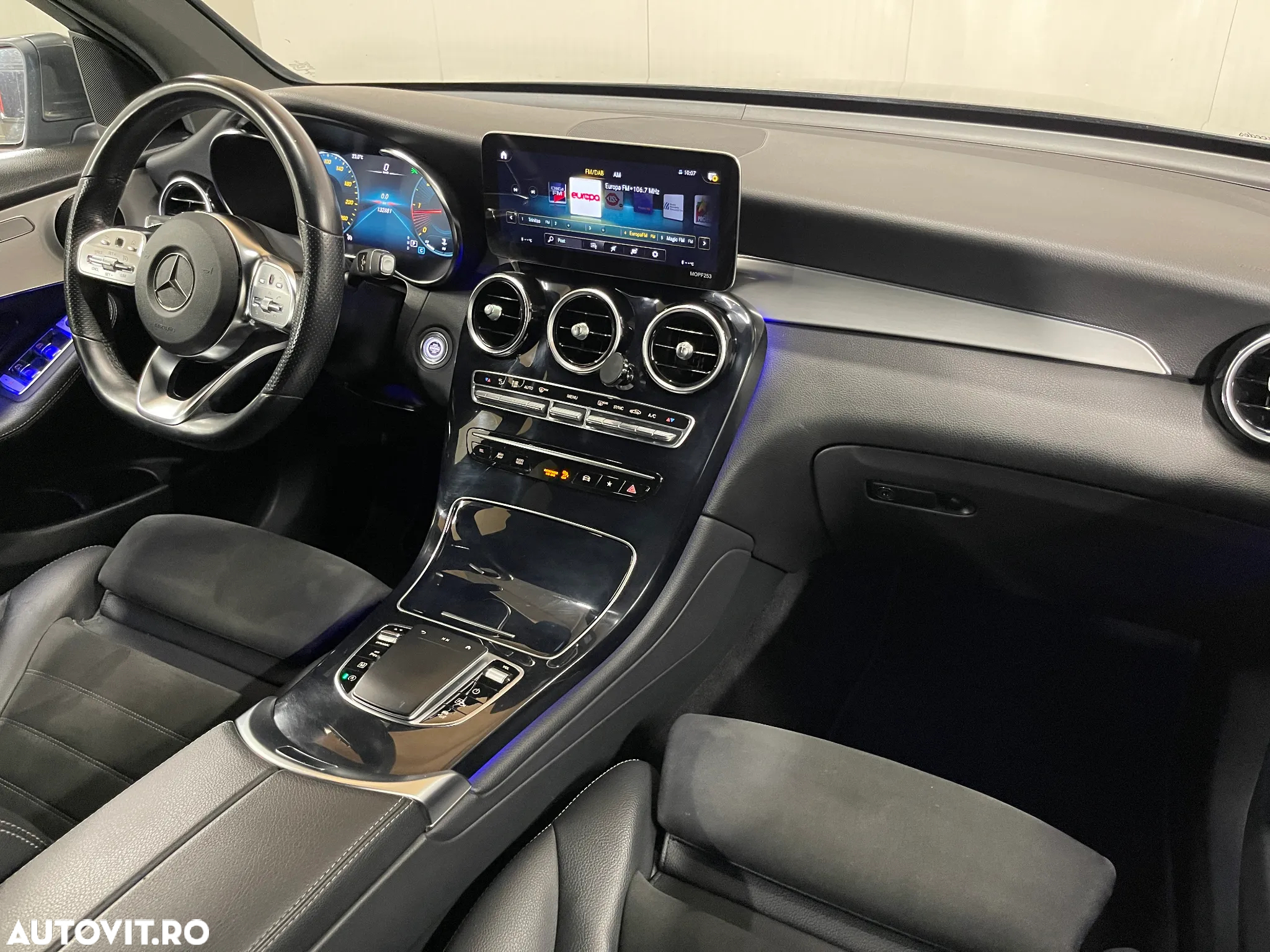 Mercedes-Benz GLC 220 d 4MATIC - 9