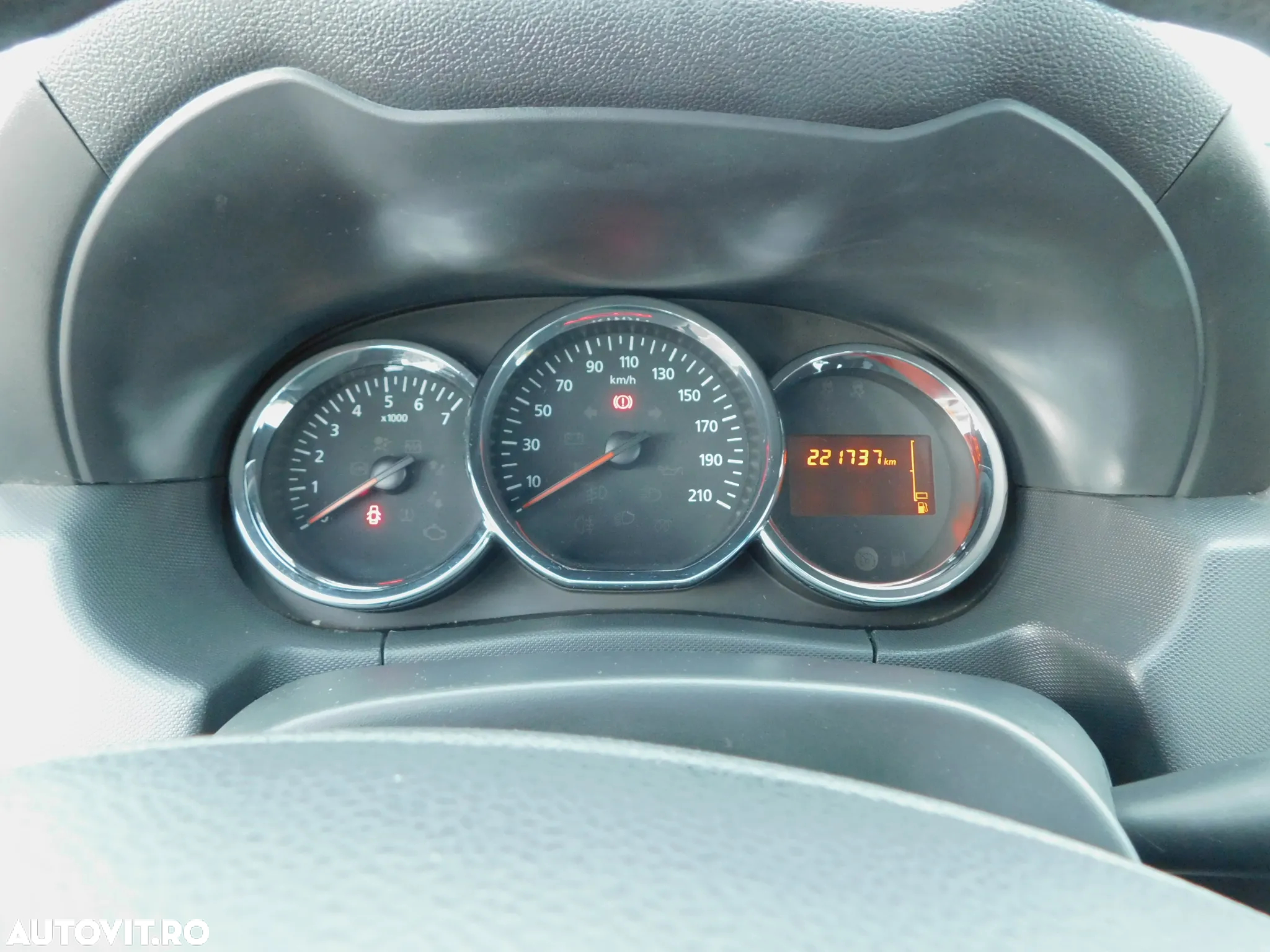 Dacia Duster 1.5 dCi 4x4 Laureate - 13