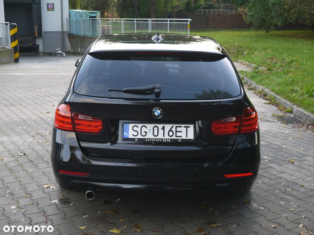 BMW Seria 3 320d Touring Efficient Dynamics Edition - 6
