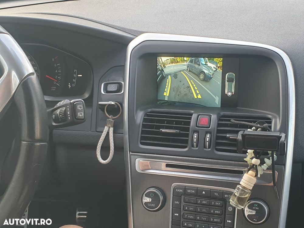 Volvo XC 60 T5 VEA Start-Stop R-Design - 6