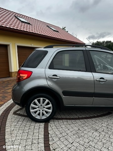 Suzuki SX4 Classic 1.6 VVT 4x4 Style - 7