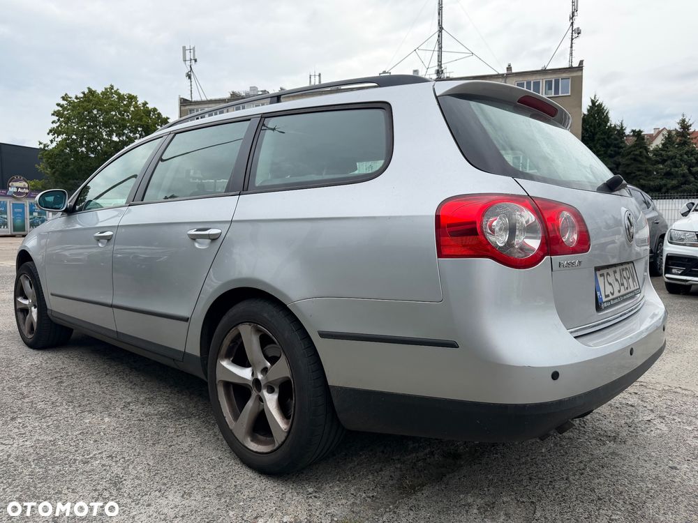 Volkswagen Passat 1.9 TDI DPF Trendline - 5
