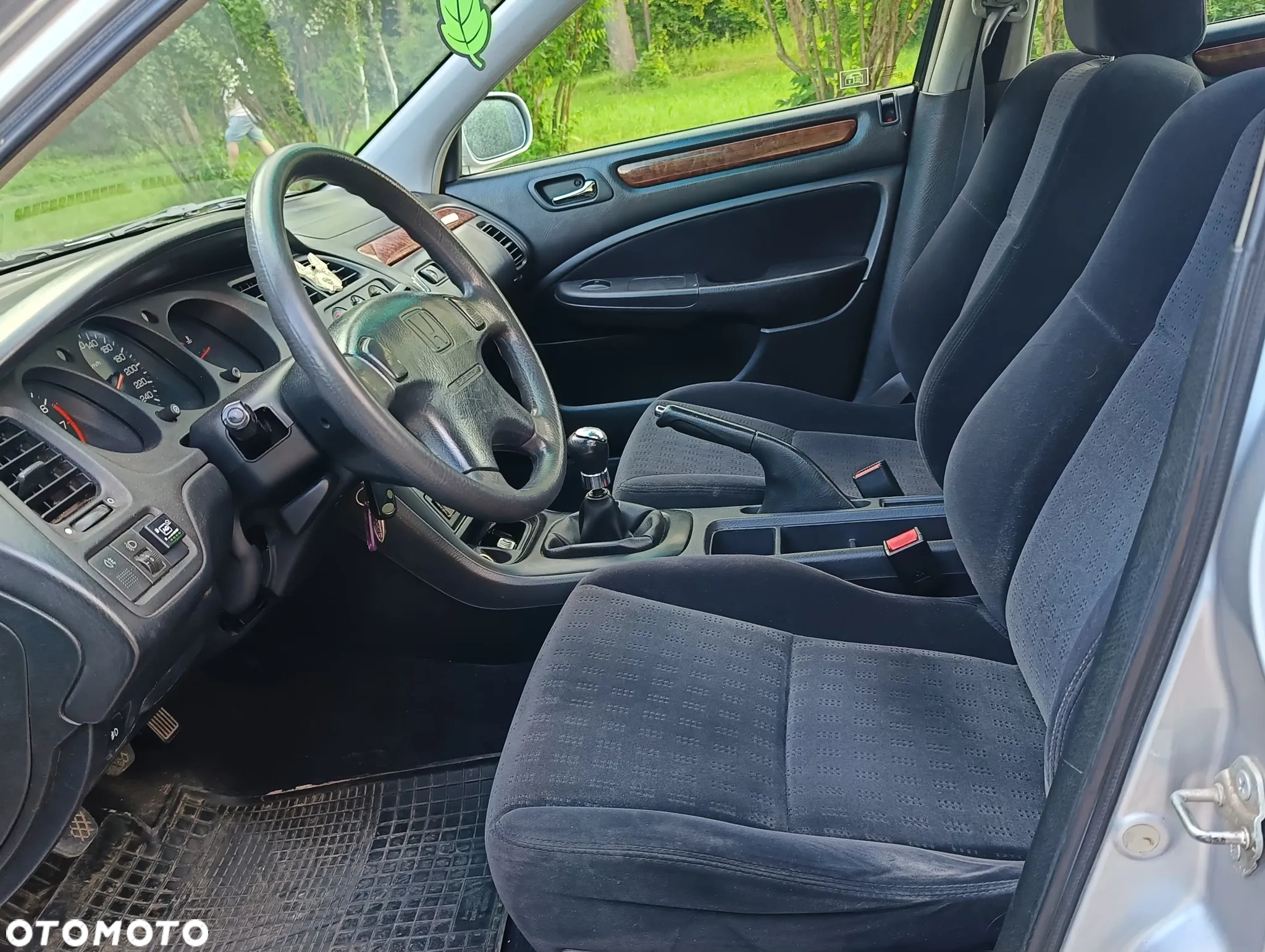 Honda Accord 1.8i LS - 6