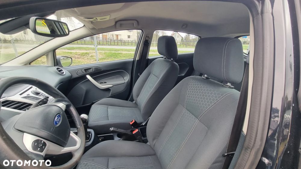 Ford Fiesta 1.25 Titanium - 11
