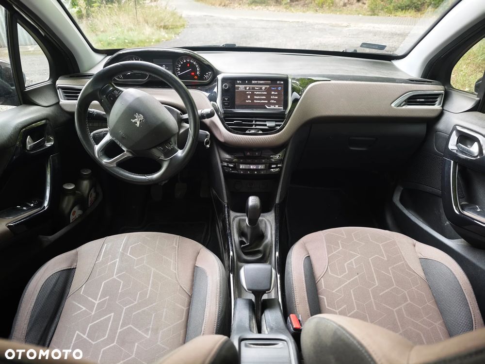 Peugeot 2008 1.2 VTi/Pure Tech Active - 5