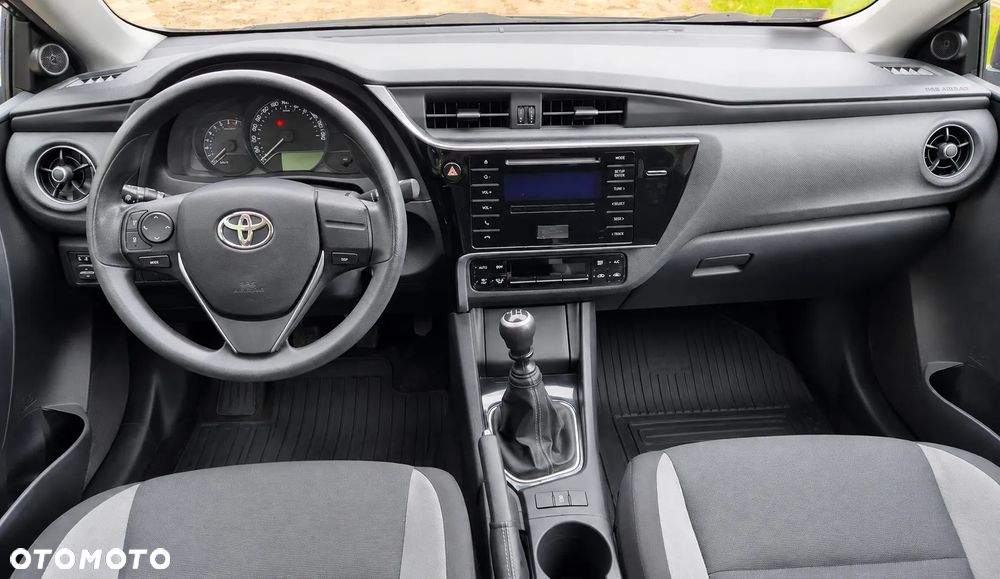 Toyota Auris 1.6 Classic Plus - 7