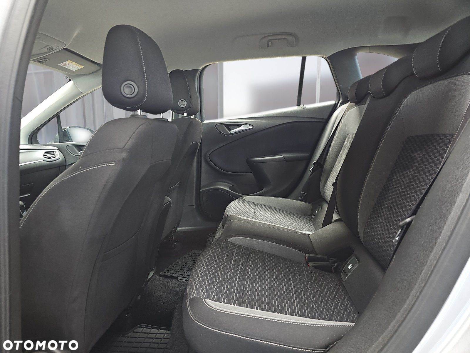 Opel Astra V 1.5 CDTI Edition S&S - 14
