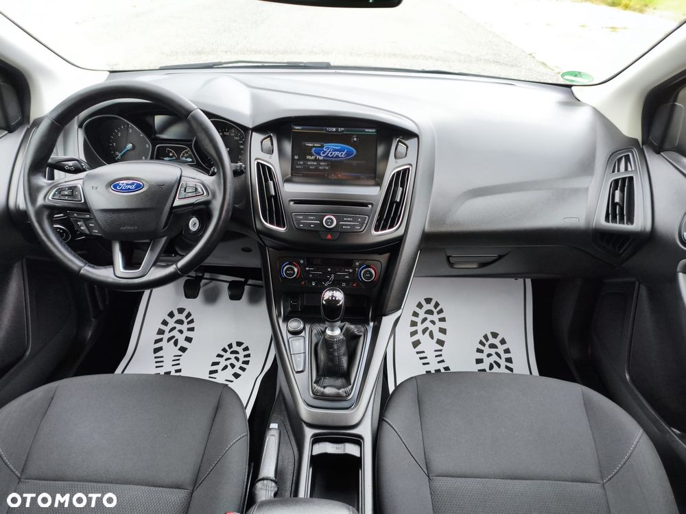 Ford Focus 1.6 TDCi DPF Start-Stopp-System Titanium - 25