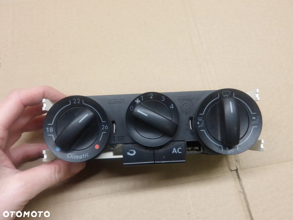 VW POLO IV 9N 3D (01-08) 1.4B PANEL STEROWANIA NAWIEWU 6Q0820045E