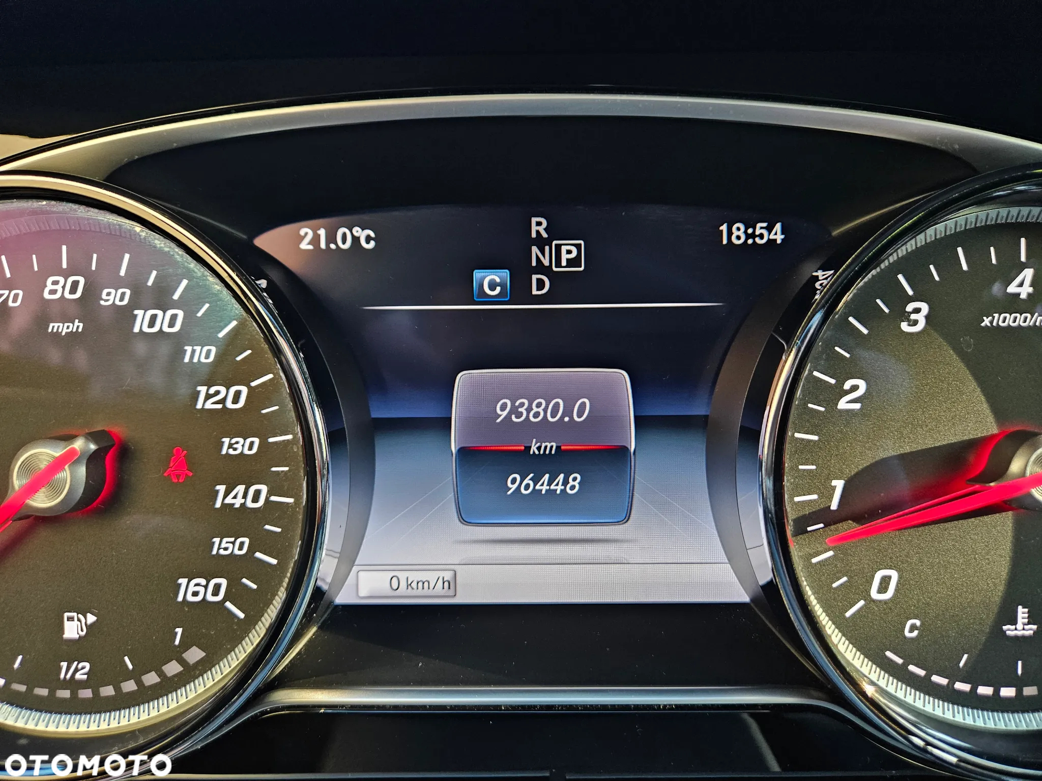 Mercedes-Benz Klasa E 300 9G-TRONIC AMG Line - 27