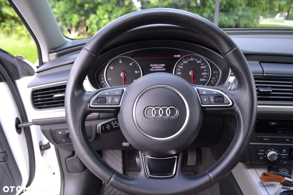 Audi A6 Avant - 27