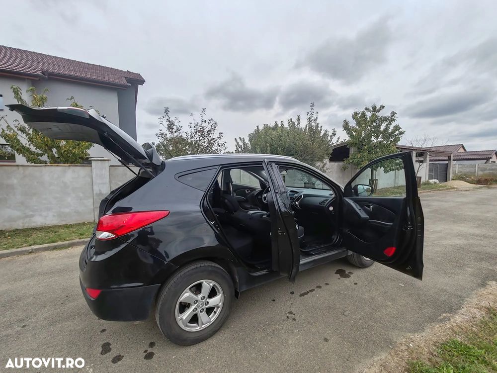 Hyundai ix35 1.7 CRDI 2WD GLS Style - 11