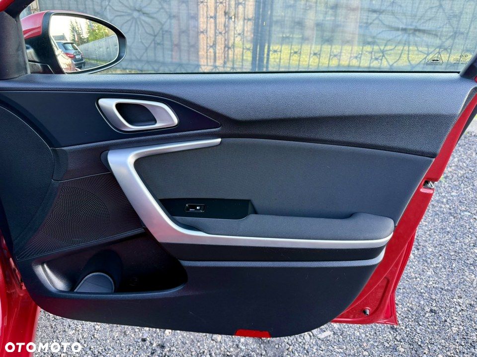 Kia Ceed 1.4 T-GDI OPF Platinum Edition - 33