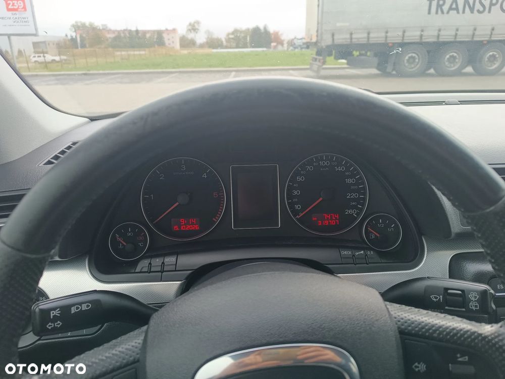 Audi A4 Avant - 13