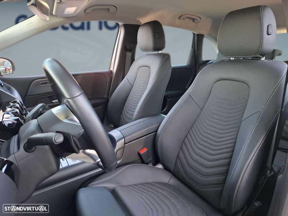 Mercedes-Benz B 250 e - 11